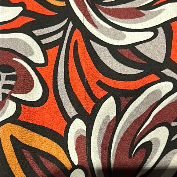 LOFT Multicolor Floral Top - Picture 6 of 7